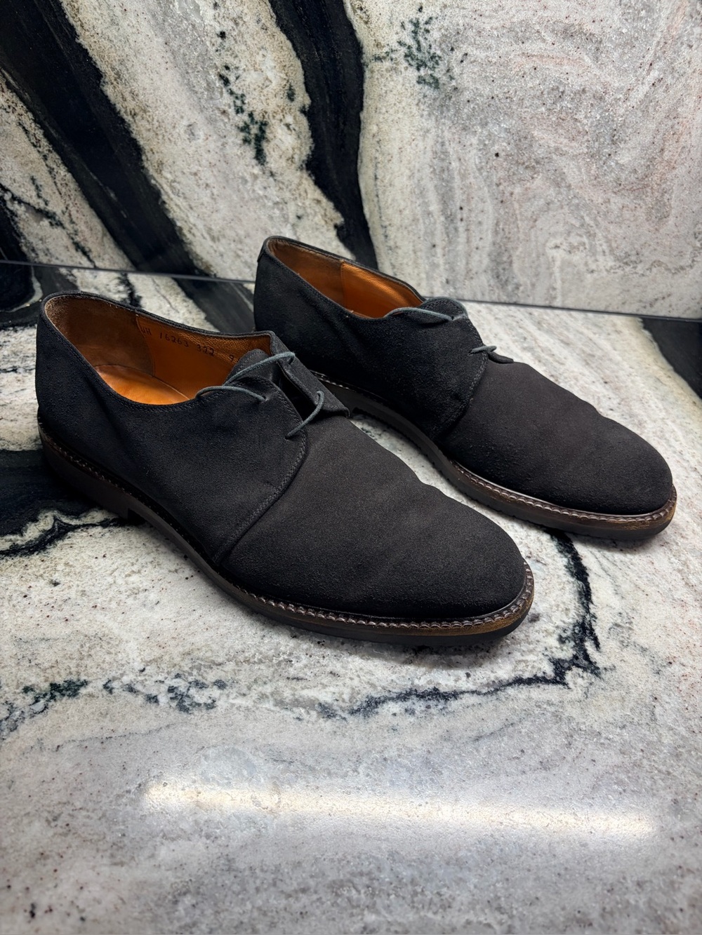 Salvatore Ferragamo Men’s Black Suede Derby Shoes 9.5 2E US 10.5 Vibram Italy